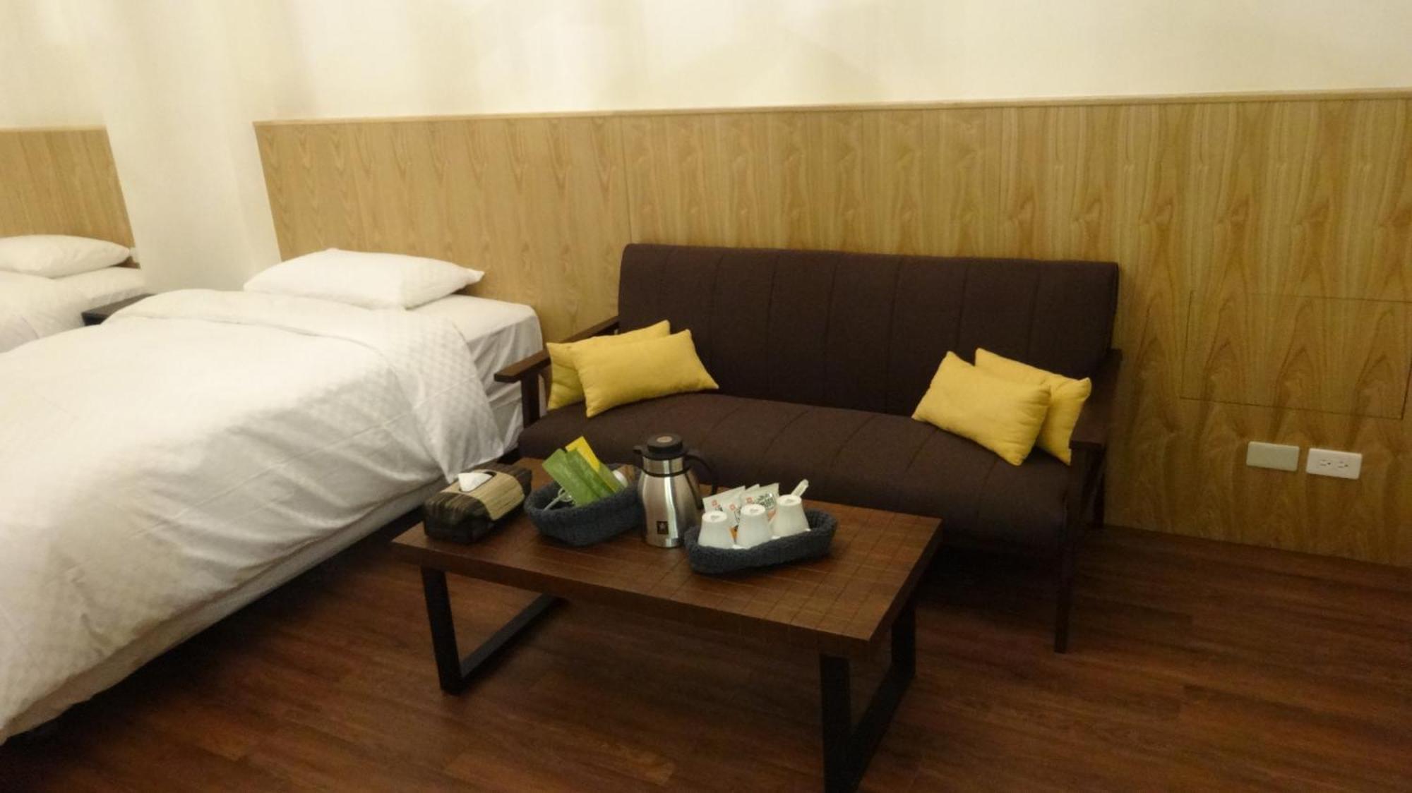 Meow G Cafe Hostel Hualien Habitación foto